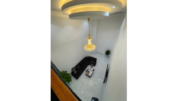 HẺM XE HƠI, NGAY BÌNH LONG, 21m2, NHÀ 2 TẦNG 2PN, SỔ ĐẸP GIÁ CHỈ HƠN 2 TỶ